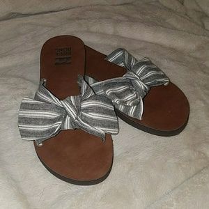 Billabong Bow Slides
